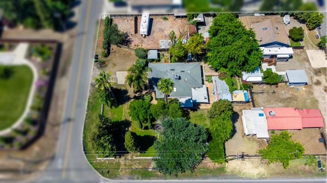 4725 E Tuolumne Rd, Denair, CA 95382