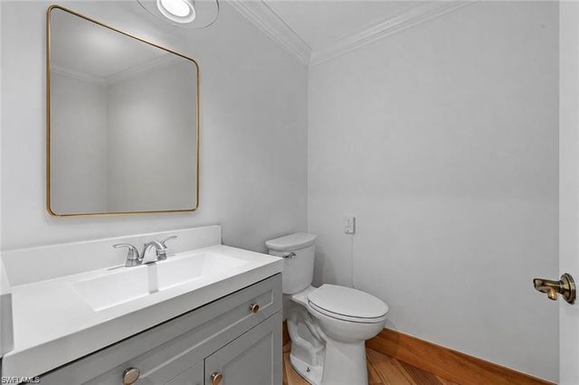 1001 Arbor Lake DR 408, Naples, FL 34110