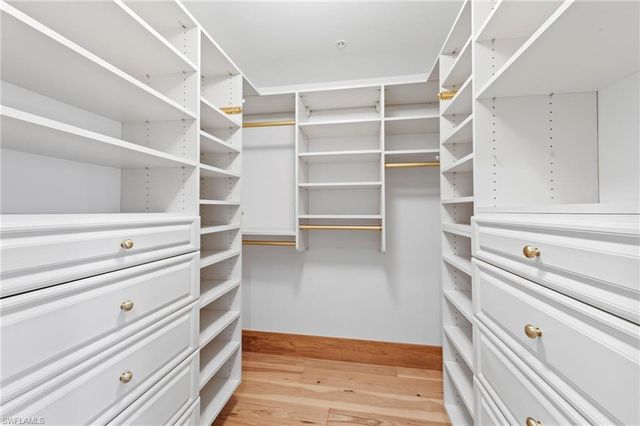 1001 Arbor Lake DR 408, Naples, FL 34110