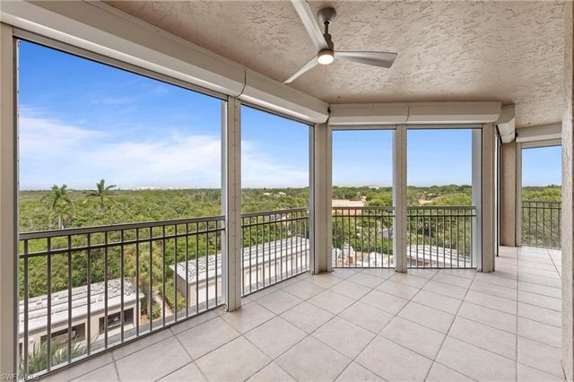 1001 Arbor Lake DR 408, Naples, FL 34110