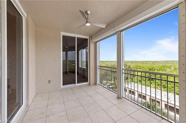 1001 Arbor Lake DR 408, Naples, FL 34110