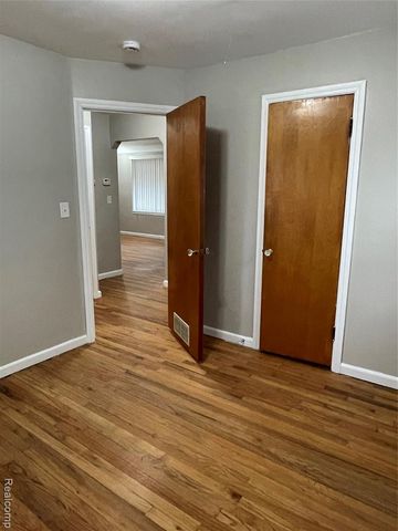 2023 Ardmore Drive, Ferndale, MI 48220