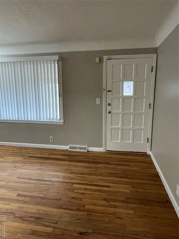 2023 Ardmore Drive, Ferndale, MI 48220