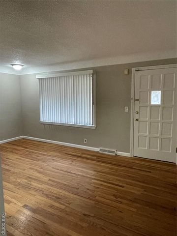 2023 Ardmore Drive, Ferndale, MI 48220