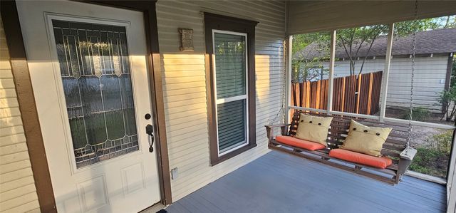 700 S Live Oak Street, Canton, TX 75103