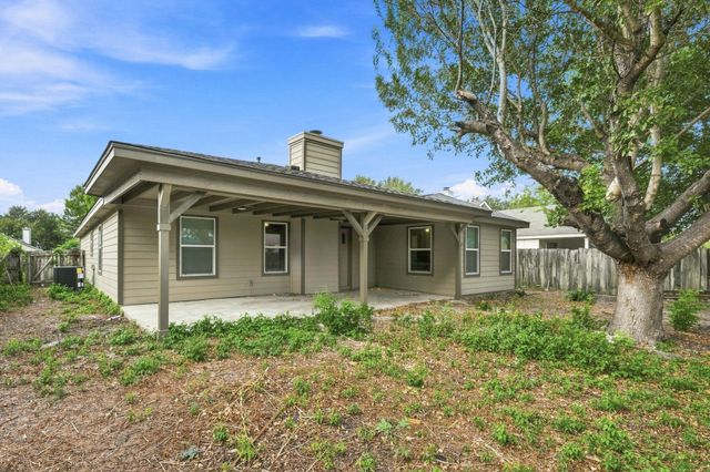 106 Hague ST, Hutto, TX 78634