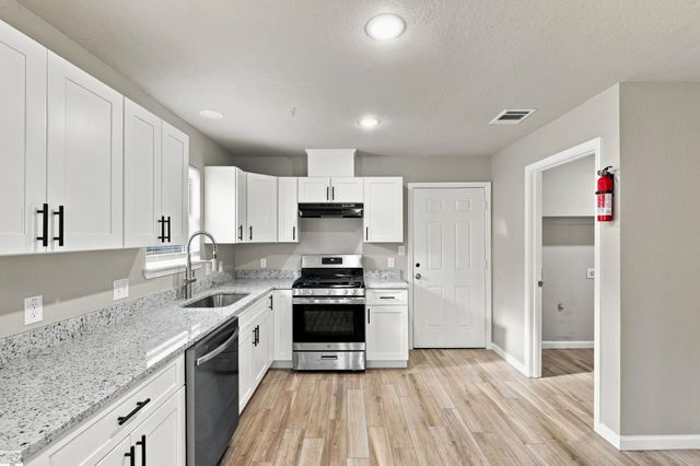106 Hague ST, Hutto, TX 78634