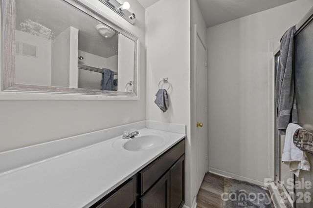6005 Pinebark Court, Charlotte, NC 28212