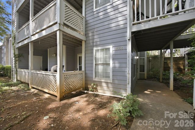 6005 Pinebark Court, Charlotte, NC 28212