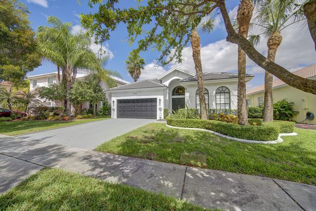 16415 SW 1st Ct, Pembroke Pines, FL 33027