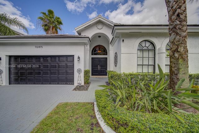 16415 SW 1st Ct, Pembroke Pines, FL 33027