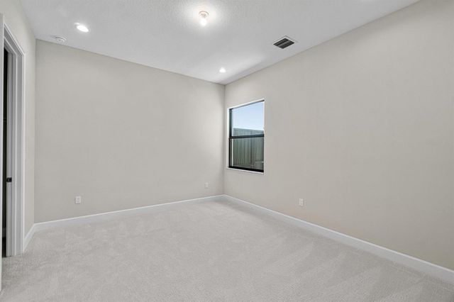 9124 Red Robin Lane, Boynton Beach, FL 33473