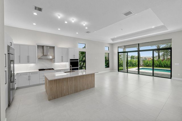 9124 Red Robin Lane, Boynton Beach, FL 33473
