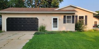 512 Faircrest Avenue NW, Grand Rapids, MI 49534