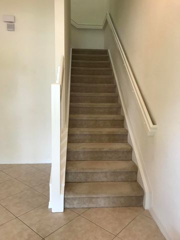 141 E Thatch Palm Circle, Jupiter, FL 33458