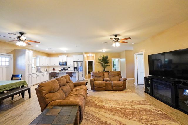 17270 S 630 Road, Wyandotte, OK 74370