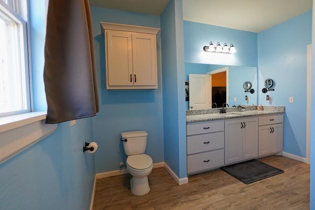 17270 S 630 Road, Wyandotte, OK 74370