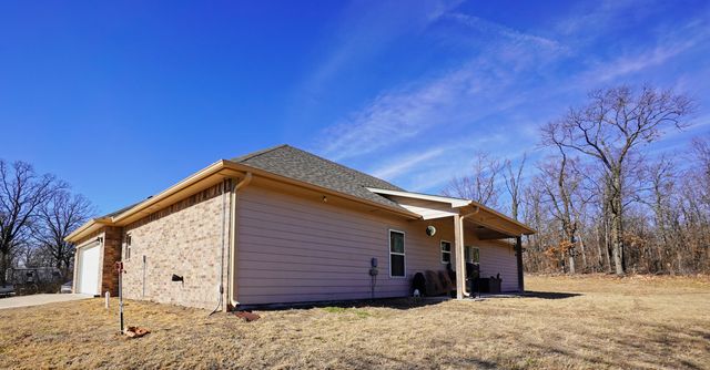 17270 S 630 Road, Wyandotte, OK 74370