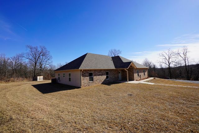 17270 S 630 Road, Wyandotte, OK 74370