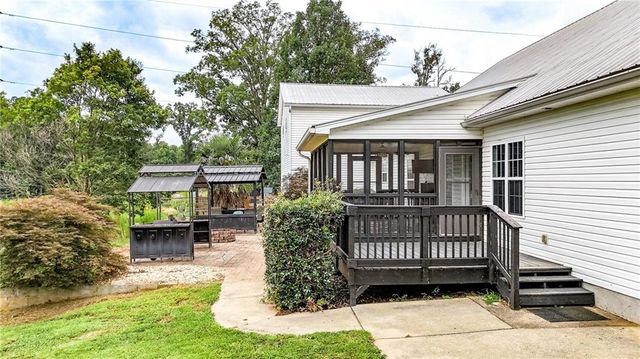 30 Sullins Road, Cartersville, GA 30121