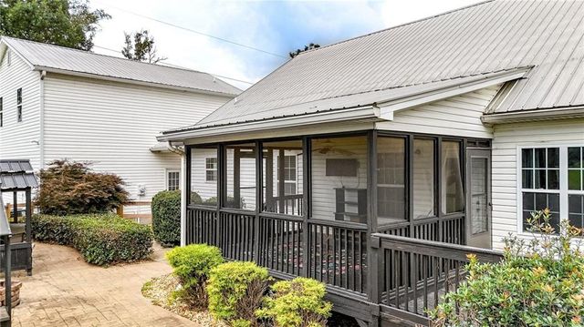 30 Sullins Road, Cartersville, GA 30121