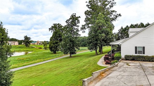 30 Sullins Road, Cartersville, GA 30121