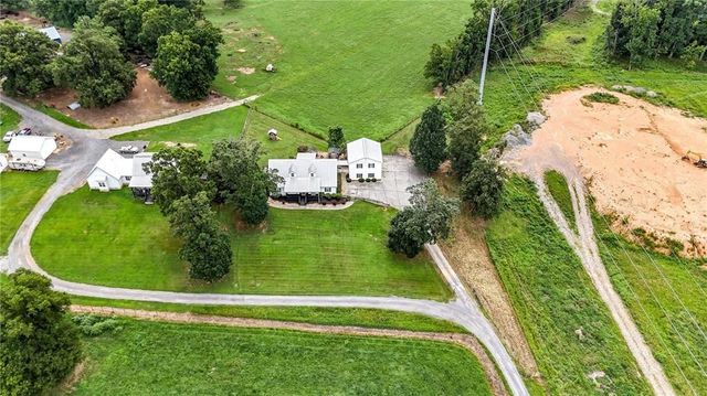 30 Sullins Road, Cartersville, GA 30121