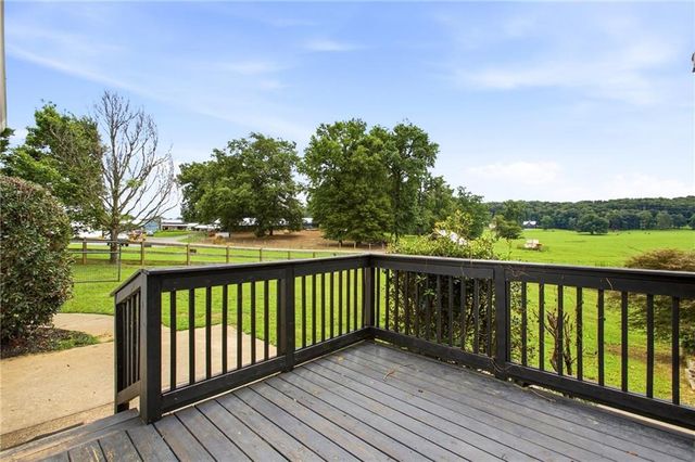 30 Sullins Road, Cartersville, GA 30121