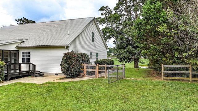 30 Sullins Road, Cartersville, GA 30121