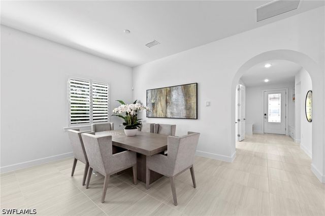 19640 Aqua View LN, Fort Myers, FL 33913
