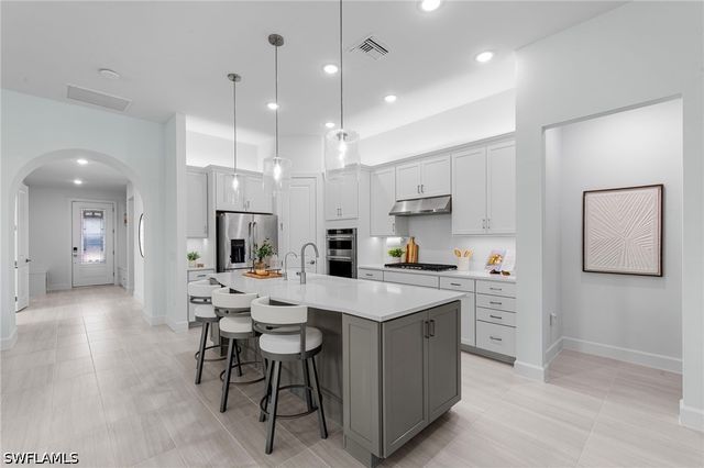 19640 Aqua View LN, Fort Myers, FL 33913