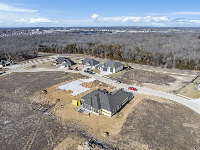 6512 PORTCRAWL DR, Columbia, MO 65201