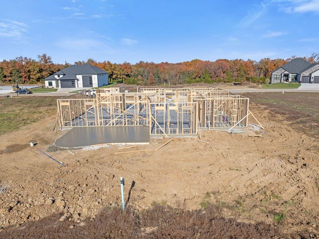 6512 PORTCRAWL DR, Columbia, MO 65201