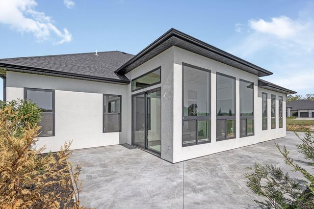 6512 PORTCRAWL DR, Columbia, MO 65201