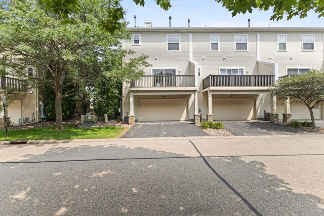 11323 Davenport Circle NE F, Blaine, MN 55449