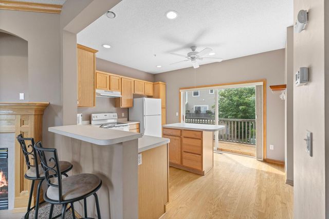 11323 Davenport Circle NE F, Blaine, MN 55449