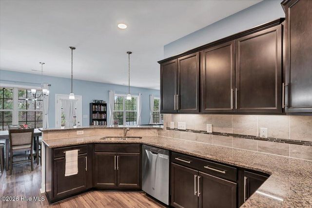 1019 Hydrangea Drive, Aberdeen, NC 28315