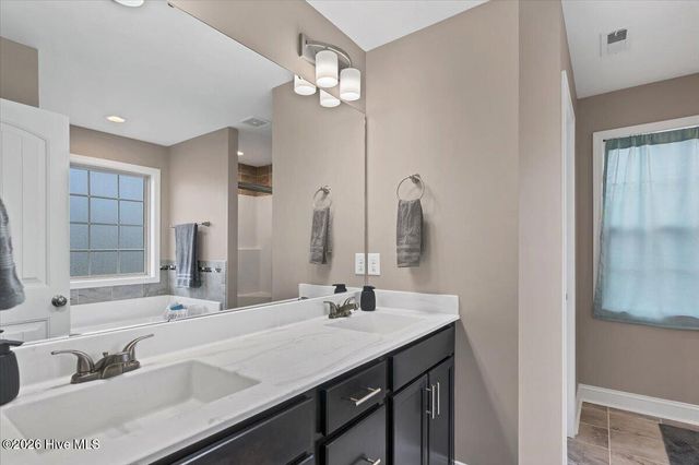 1019 Hydrangea Drive, Aberdeen, NC 28315