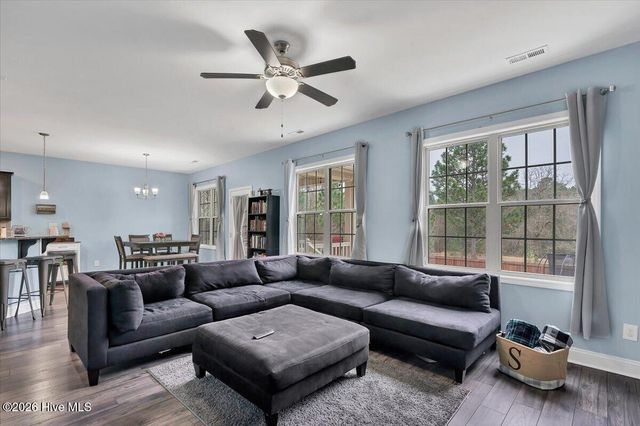 1019 Hydrangea Drive, Aberdeen, NC 28315