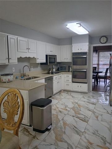 2589 King SE Circle, Conyers, GA 30013