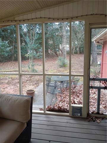 2589 King SE Circle, Conyers, GA 30013