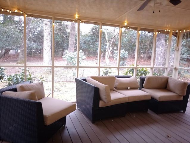 2589 King SE Circle, Conyers, GA 30013