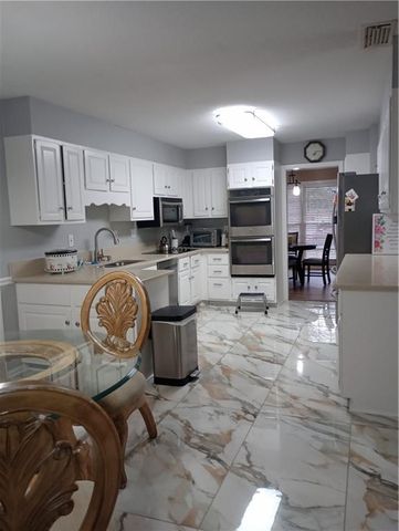 2589 King SE Circle, Conyers, GA 30013