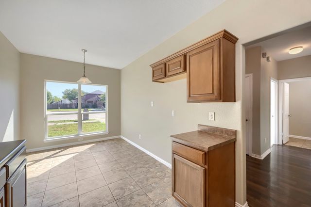 2903 Preston Trail, Grand Prairie, TX 75052