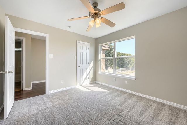 2903 Preston Trail, Grand Prairie, TX 75052