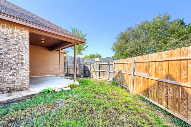 2903 Preston Trail, Grand Prairie, TX 75052