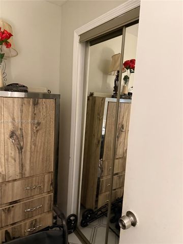 6367 Southgate Blvd, Margate, FL 33068