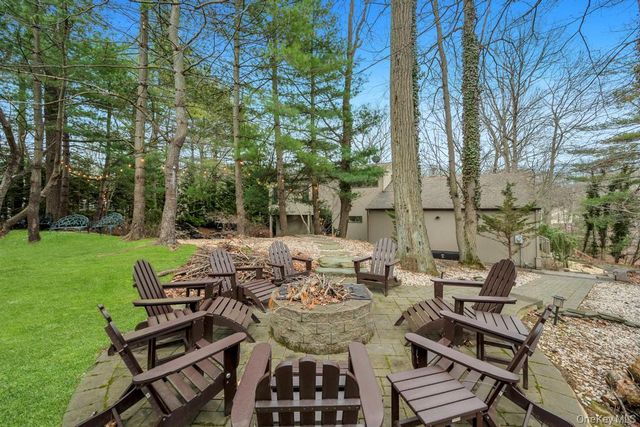 1 Audubon Gate, Miller Place, NY 11764