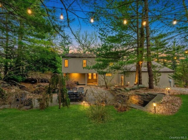 1 Audubon Gate, Miller Place, NY 11764