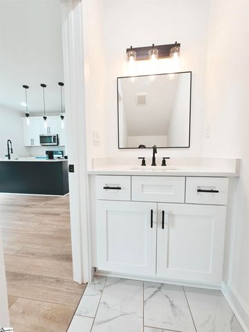 113 Miami Avenue, Piedmont, SC 29673